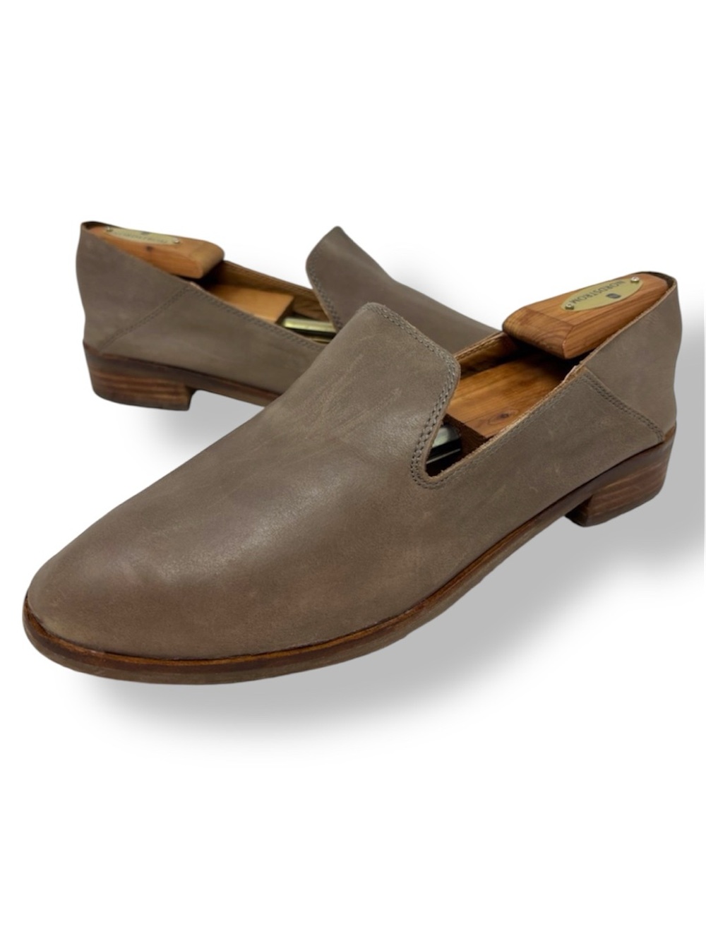 Lucky Brand Cahill Tan Gray Leather Flats Slip On Loafers Slides Women’s 9.5